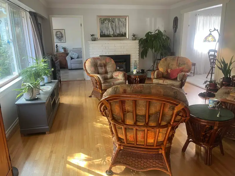 533 RUPERT STREET - photo 4 of 22