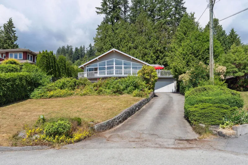 1725 ROSEBERY AVENUE - photo 2 of 25