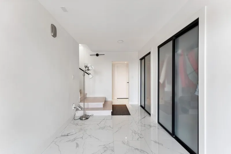 1725 ROSEBERY AVENUE - photo 4 of 25