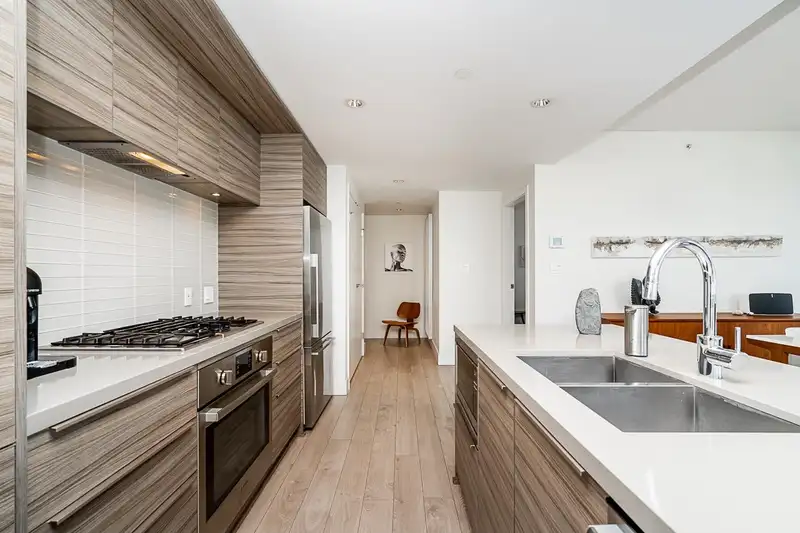 508 1550 FERN STREET - photo 4 of 32