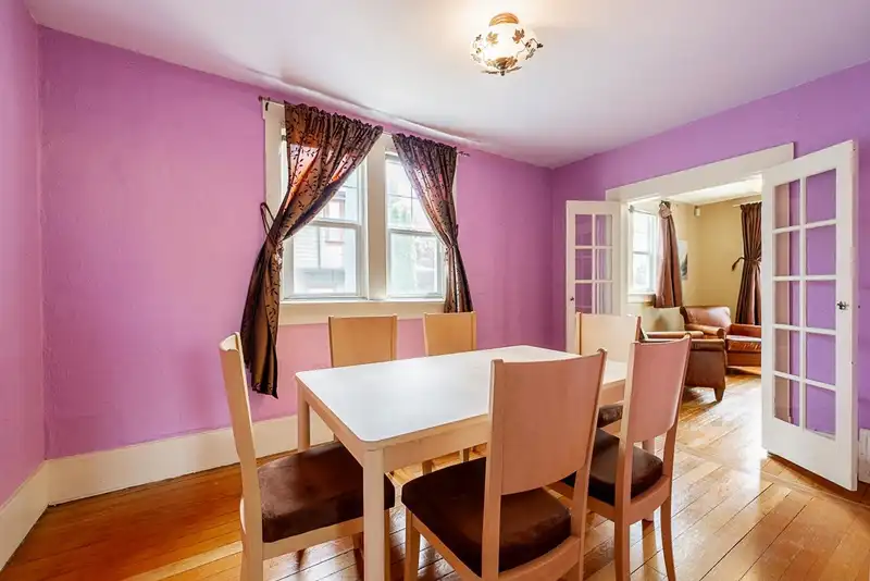 264 W QUEENS ROAD - photo 4 of 36