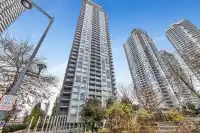 2209 13696 100 AVENUE - thumbnail 1