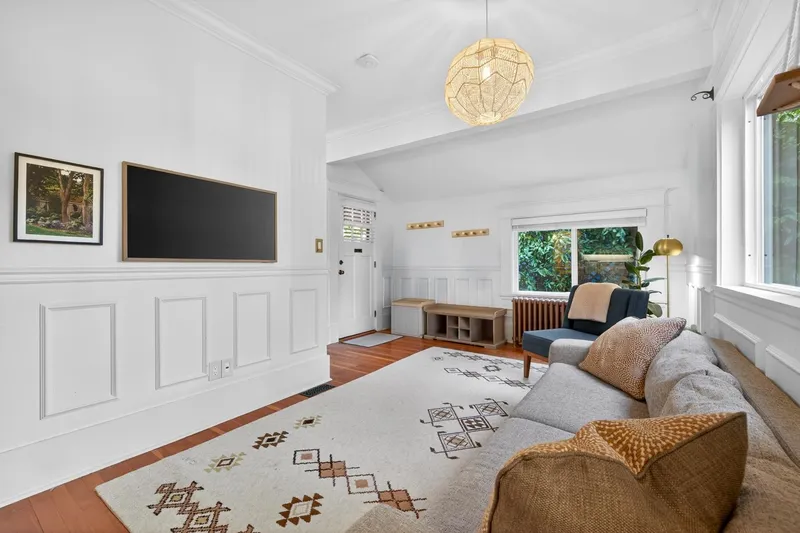 4387 ST. GEORGE STREET - photo 3 of 25