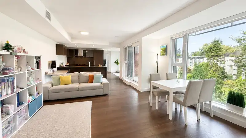 808 1561 W 57TH AVENUE - photo 1 of 32