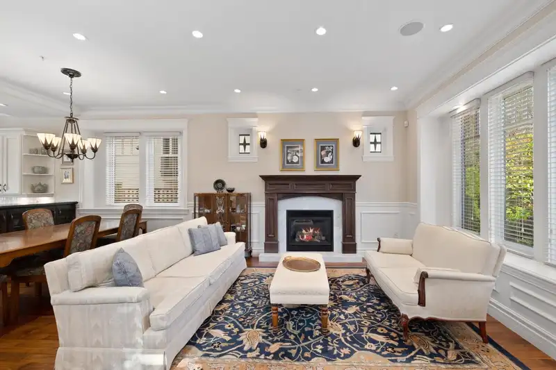 4640 W 7TH AVENUE - photo 3 of 38