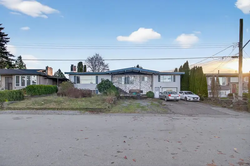 32046 DORMICK AVENUE - photo 2 of 18