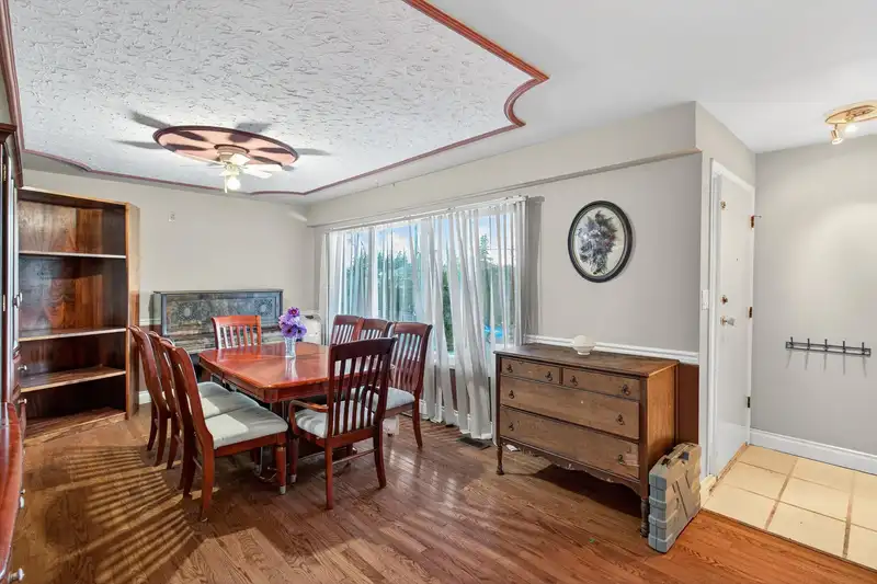 32046 DORMICK AVENUE - photo 3 of 18