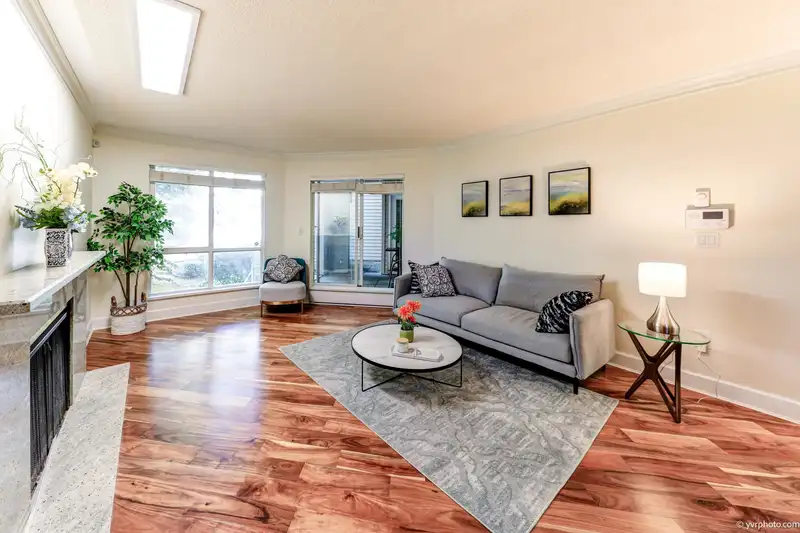 134 7451 MOFFATT ROAD - photo 3 of 34