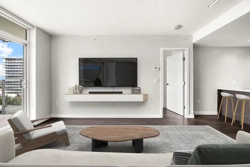 809 5580 NO 3 ROAD - photo 2 of 31