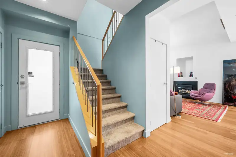 3205 CAROLINA STREET - photo 3 of 39