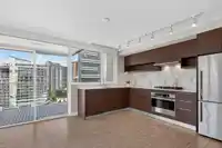 1402 570 EMERSON STREET - thumbnail 7
