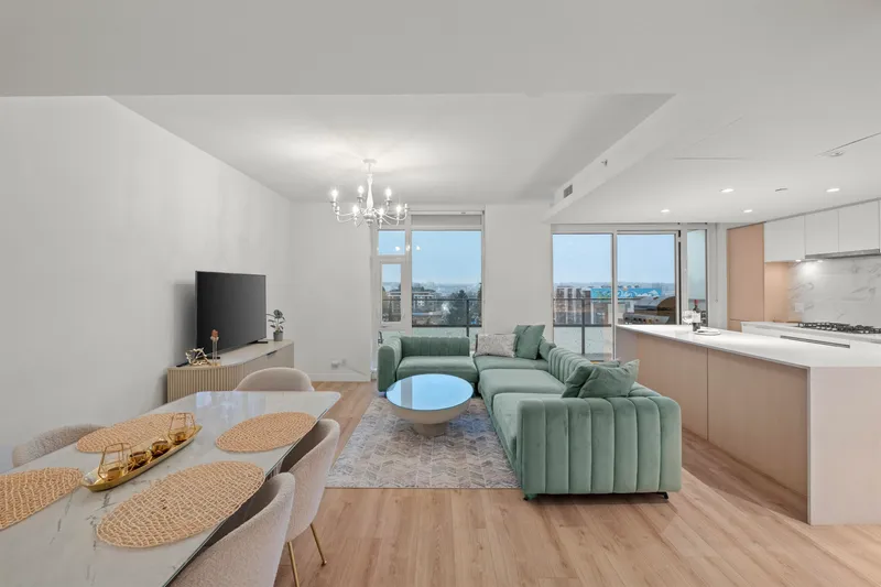 611 1500 FERN STREET - photo 2 of 25