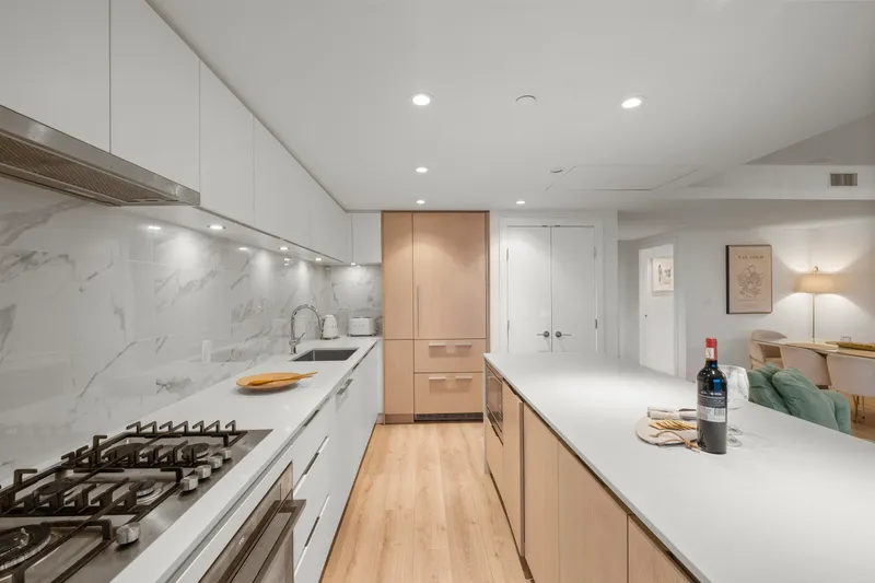 611 1500 FERN STREET - photo 4 of 25