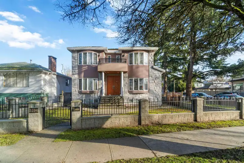 5396 RHODES STREET - photo 1 of 33