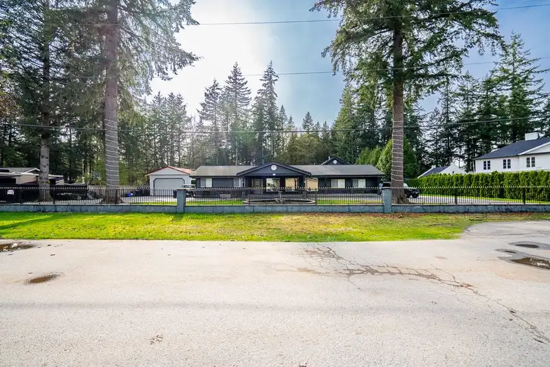 23655 54A AVENUE - photo 1 of 40