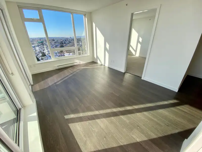 2209 5665 BOUNDARY ROAD - photo 3 of 35