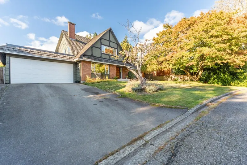 5 SEMANA CRESCENT - photo 2 of 19