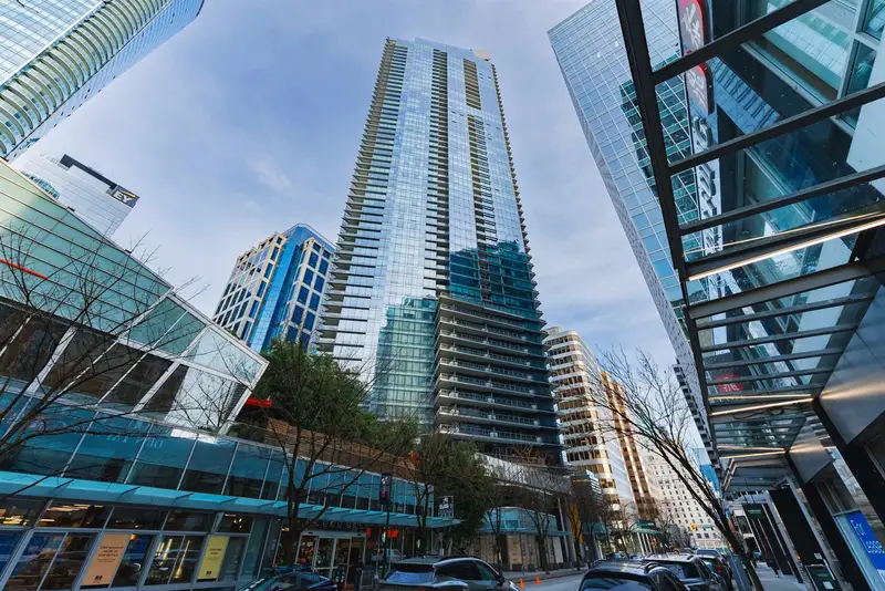 2107 1111 ALBERNI STREET - photo 1 of 22