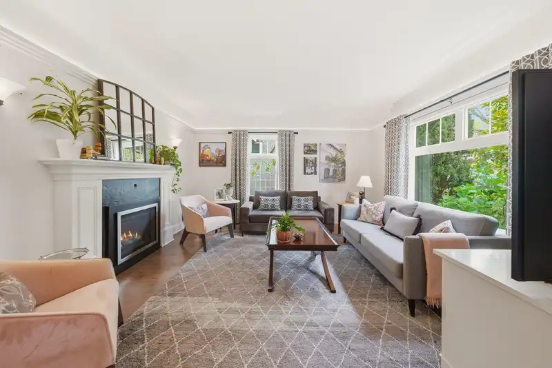 1418 HAMILTON STREET - photo 2 of 40