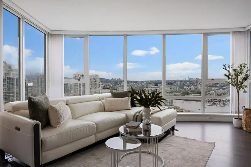 3007 1408 STRATHMORE MEWS - photo 2 of 40