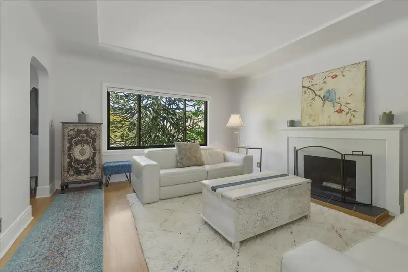 2614 PARKER STREET - photo 1 of 40