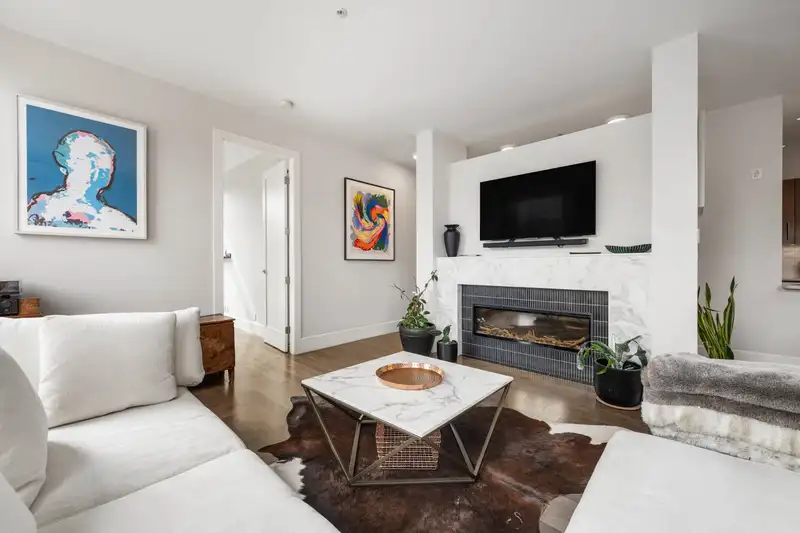 204 2108 W 12TH AVENUE - photo 1 of 39