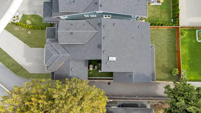 5094A BENTLEY DRIVE - photo 2 of 39
