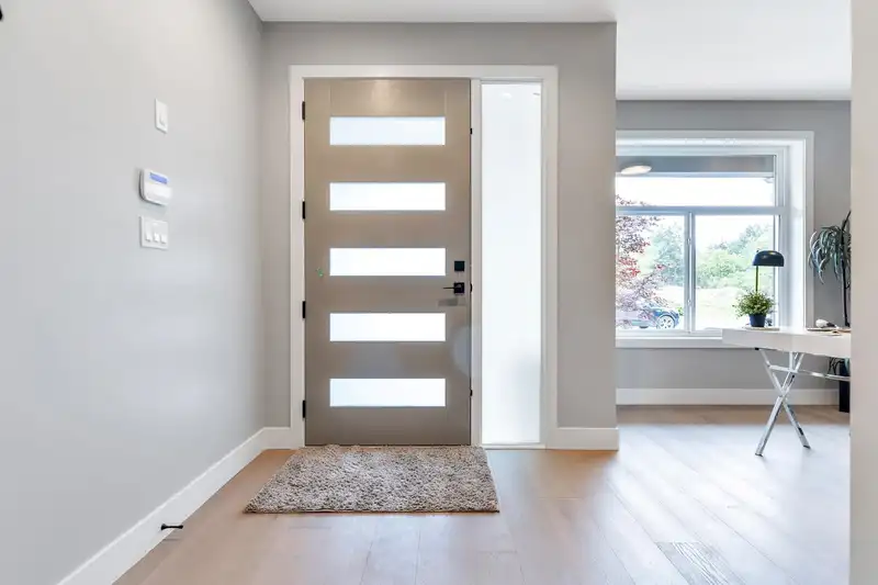 24427 JENEWEIN DRIVE - photo 2 of 32