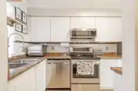 107 1570 PRAIRIE AVENUE - thumbnail 1