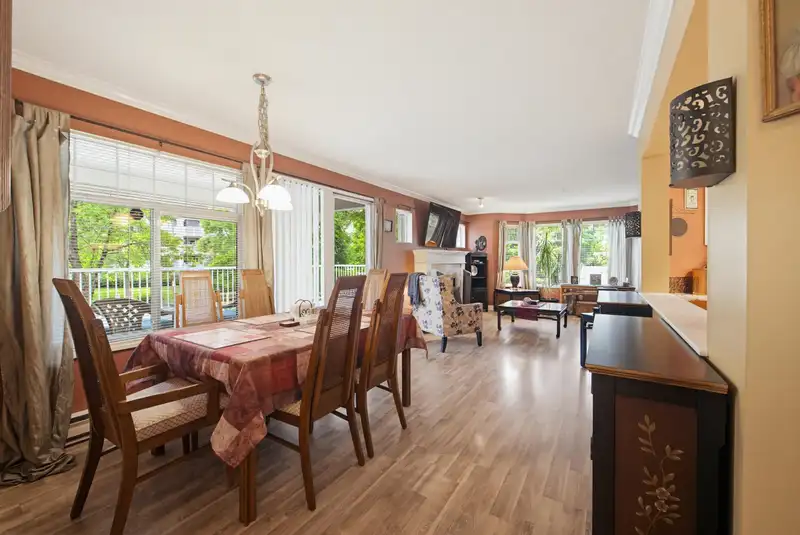 119 20894 57 AVENUE - photo 3 of 40