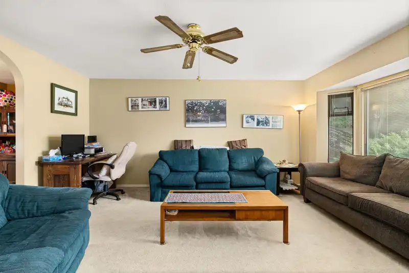7387 131A STREET - photo 3 of 29