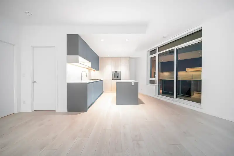 1106 6200 MINORU BOULEVARD - photo 2 of 39