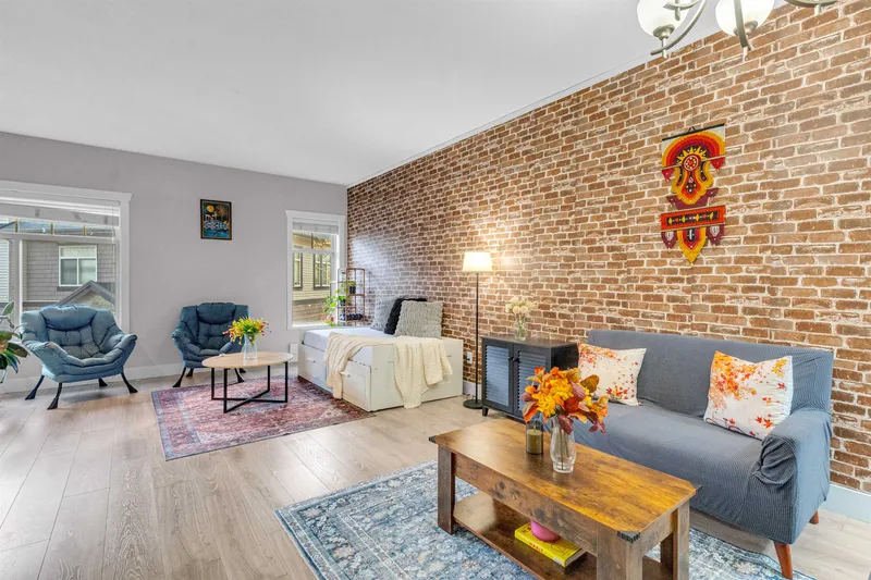 7 2950 LEFEUVRE ROAD - photo 3 of 25