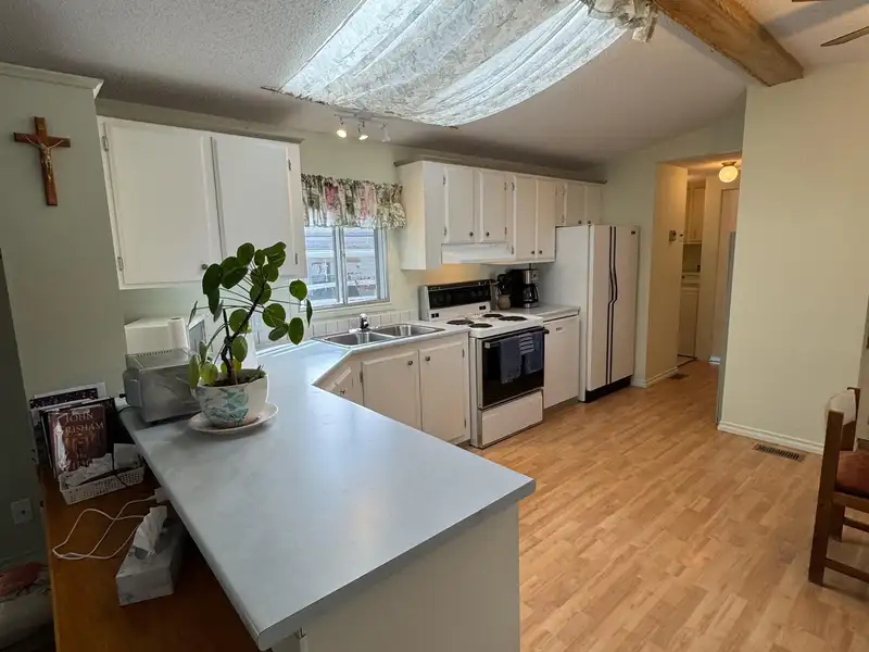 35 4116 BROWNING ROAD - photo 4 of 27