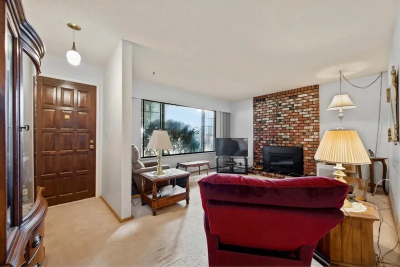 3907 212 STREET - photo 4 of 25