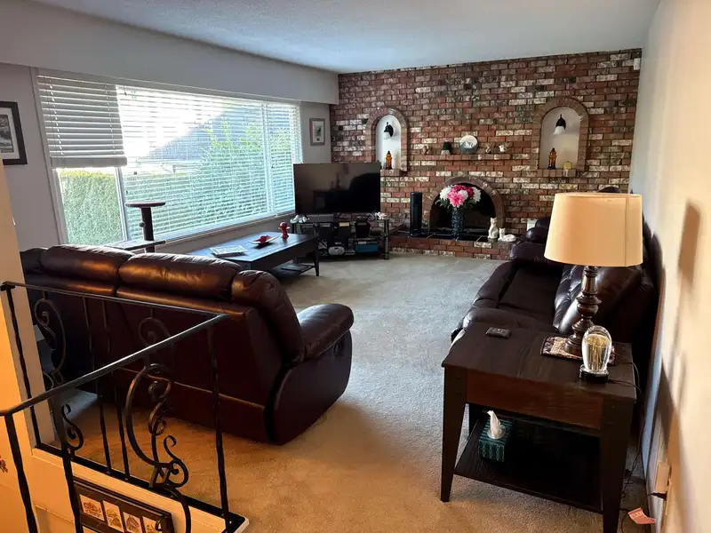 4545 208 STREET - photo 2 of 25