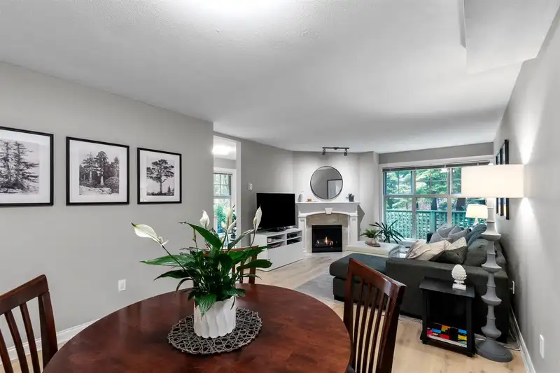 5 65 FOXWOOD DRIVE - photo 1 of 25