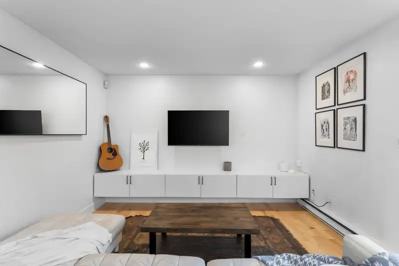 104 1045 W 8TH AVENUE - photo 1 of 19