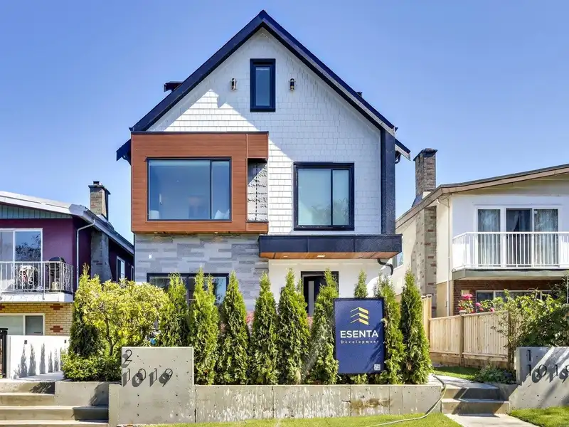 1 1019 E 39TH AVENUE - photo 1 of 21