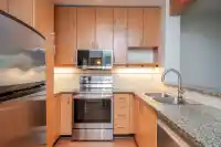 204 580 RAVEN WOODS DRIVE - thumbnail 1