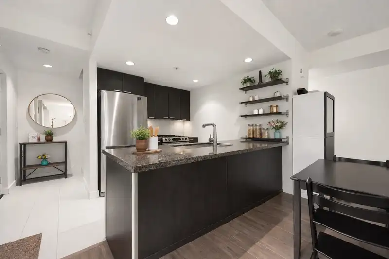 103 2232 DOUGLAS ROAD - photo 4 of 23