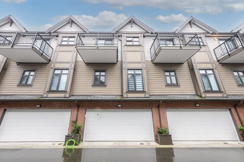 18 9633 STEVESTON HIGHWAY - photo 2 of 17