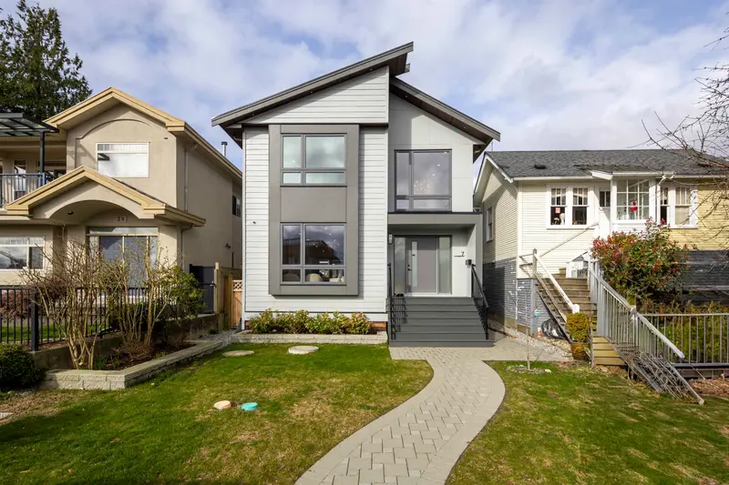 7 N HOWARD AVENUE - photo 1 of 25