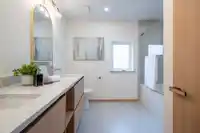 7 N HOWARD AVENUE - thumbnail 20