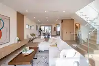7 N HOWARD AVENUE - thumbnail 3
