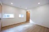 7 N HOWARD AVENUE - thumbnail 25