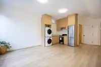 7 N HOWARD AVENUE - thumbnail 32