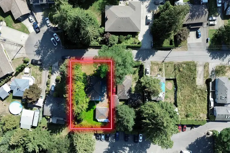 34061 WAVELL LANE - photo 2 of 16