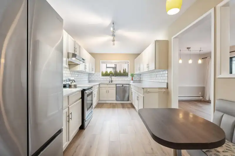 111 1520 VIDAL STREET - photo 2 of 36