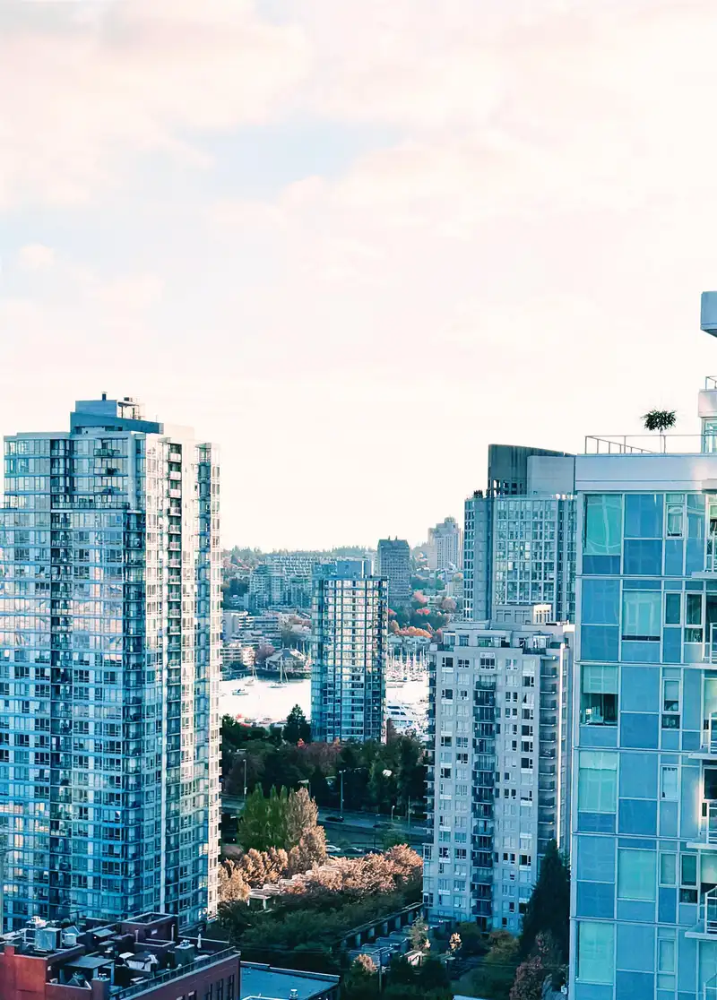 2309 233 ROBSON STREET - photo 2 of 9